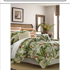 Tommy Bahama Palmers comforter set (Queen)